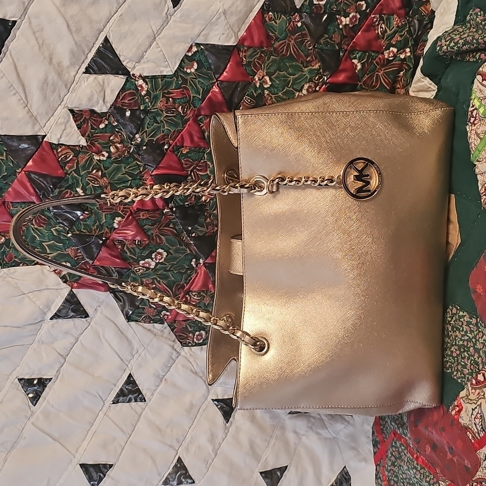 Michael Kors Susannah Metallic Gold Tote - Picture 4 of 10